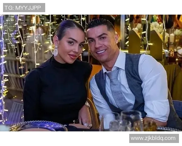 足球明星魅力无限女人如云背后的爱情故事与挑战 足球明星魅力无限女人如云背后的爱情故事与挑战