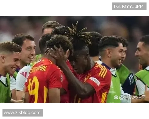 传奇足球明星与顶级球队的辉煌历程与成就解析